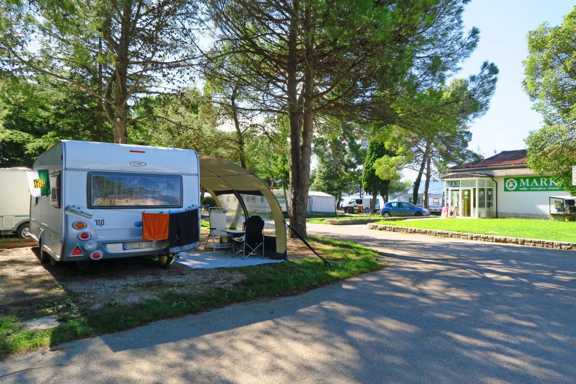 Camping Adria Ankaran - Pitches Exterior foto